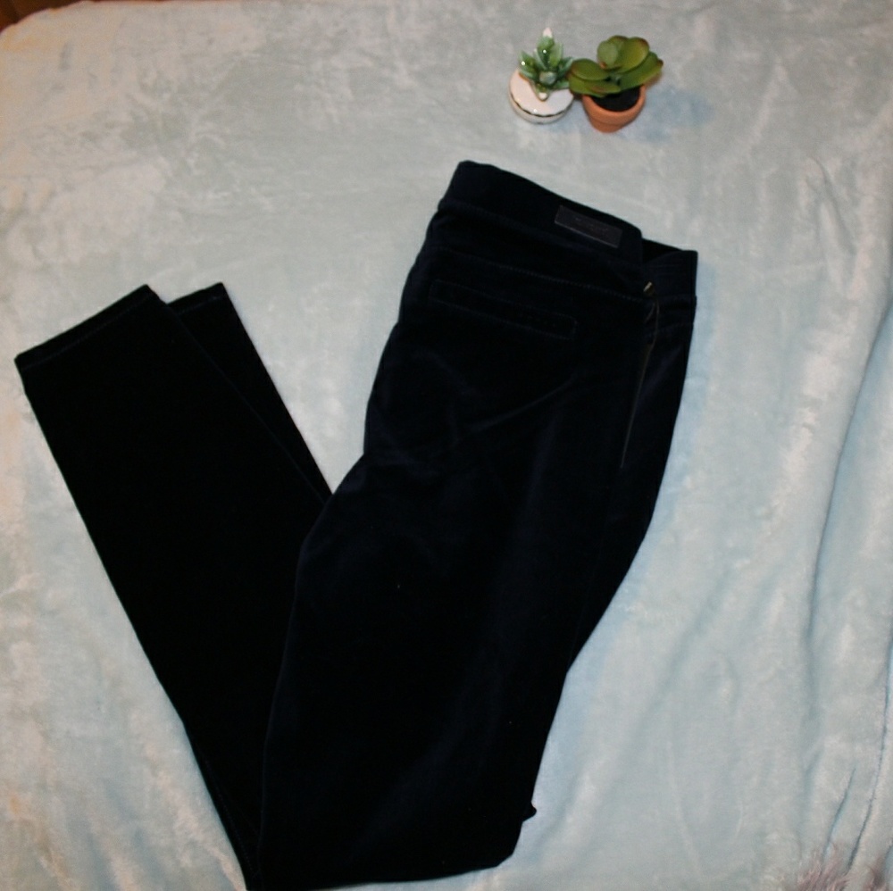 NWT Velvet Pull-on Leggings
